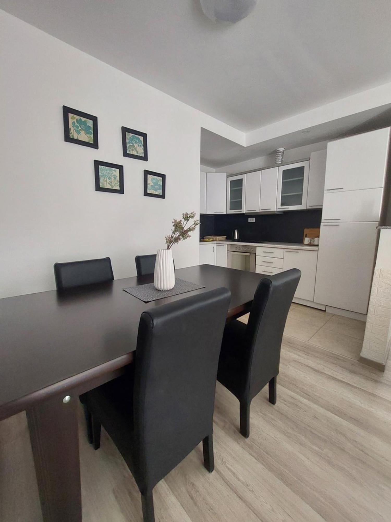Private Apartments Prishtina بريشتاين المظهر الخارجي الصورة