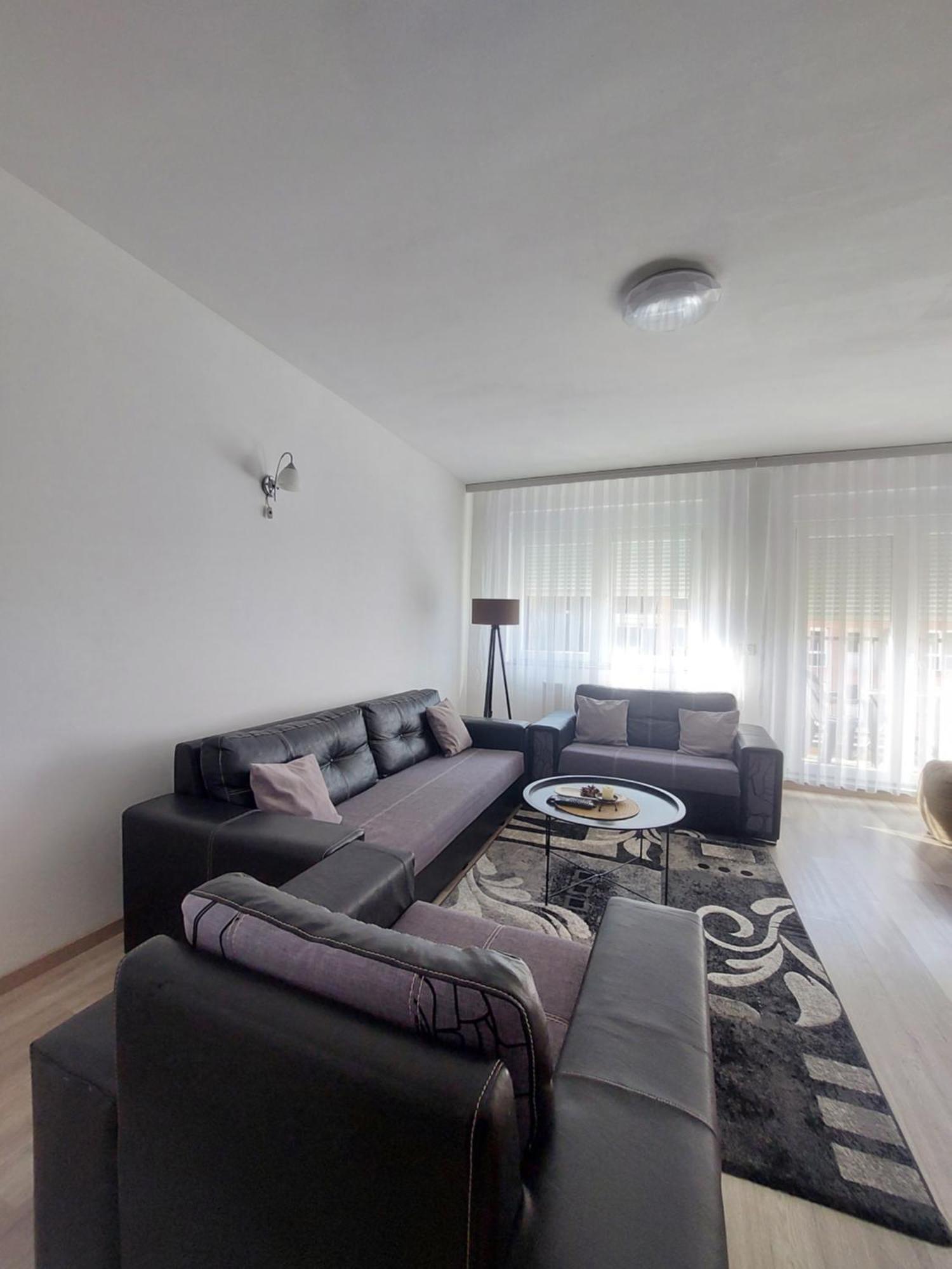 Private Apartments Prishtina بريشتاين المظهر الخارجي الصورة